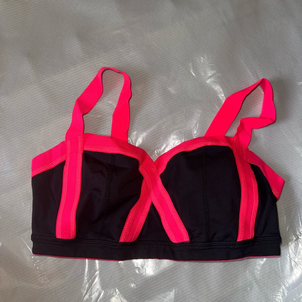 Balini sports bra black/hot pink crossover activewear top